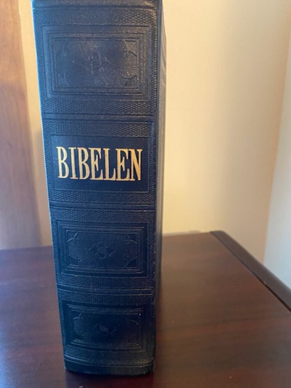 Antique 1920 Norwegian Bible - Minneapolis Augsburg Publishing House - Excellent